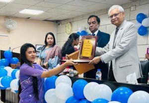 রাবি জীববিজ্ঞান অনুষদের ডিনস অ্যাওয়ার্ড প্রদান