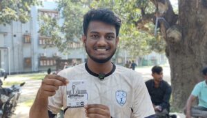 বিজয়ের লিফলেট মাটিতে ফেললেই জন্মাবে গাছ