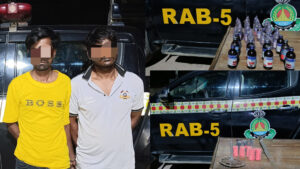 রাজশাহীতে র‍্যাবের অভিযানে ফেন্সিডিলসহ ২ যুবক গ্রেপ্তার, পরিত্যক্ত ককটেল ও অস্ত্র উদ্ধার