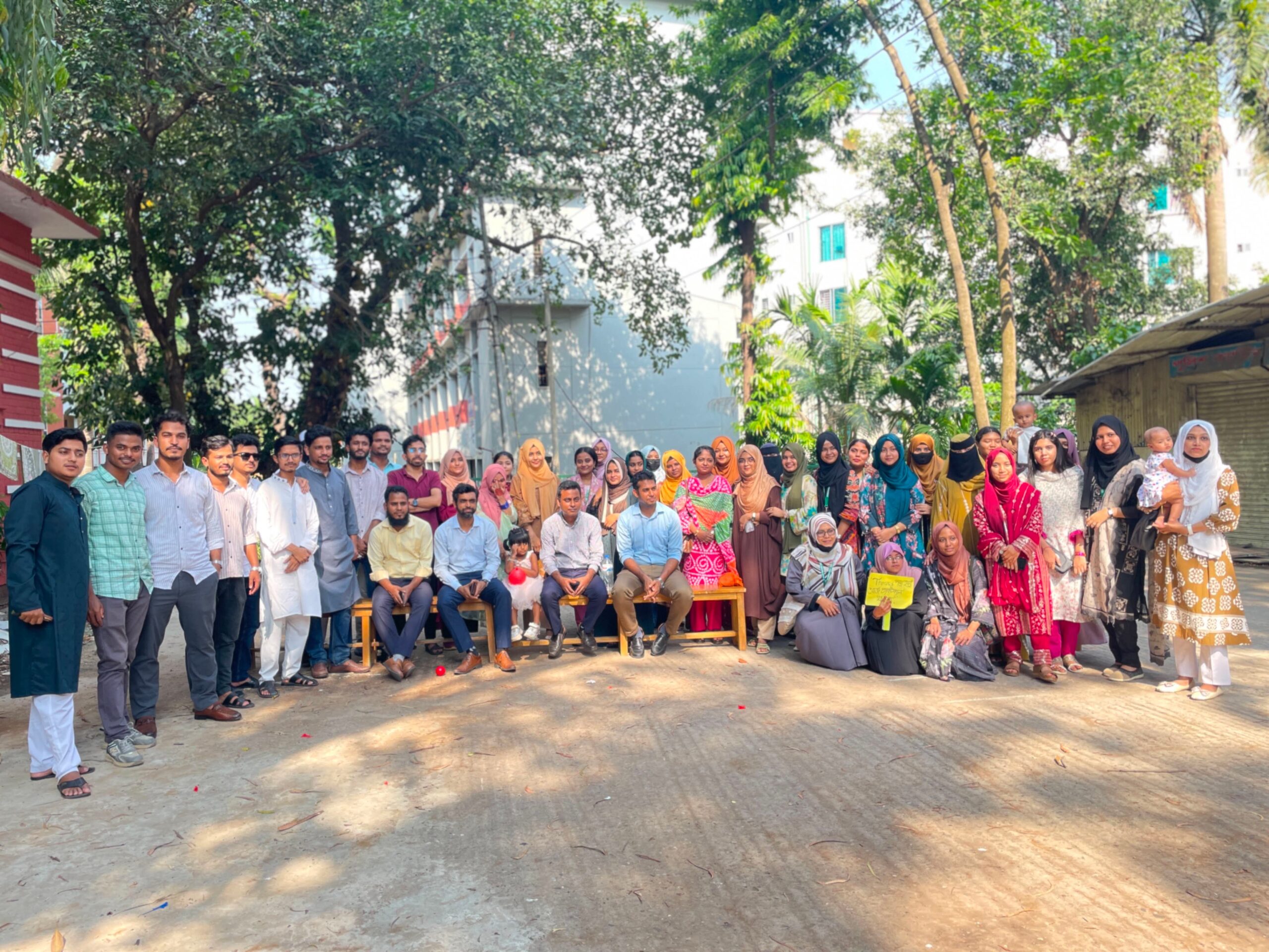 আনন্দ আর উচ্ছ্বাসে মুখর ক্যানুপাস ২৫ ব্যাচের চড়ুইভাতি