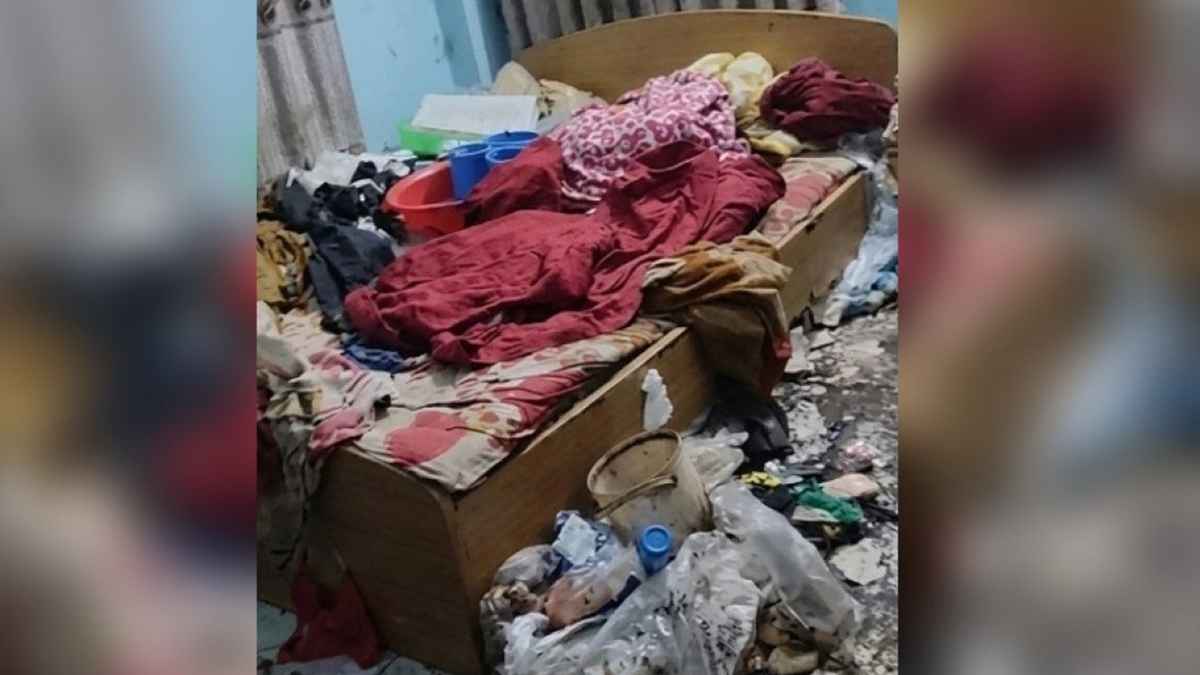 ঘরে পড়ে ছিল মায়ের পচনধরা মরদেহ, জানতেন না সচিব-বুয়েট শিক্ষক সন্তানরা