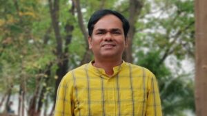 কবিতা: স্বপ্নের ভাওয়াল