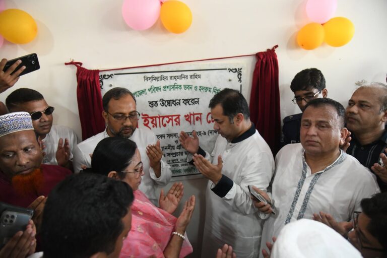 ফুলবাড়ীয়ায় উপজেলা পরিষদের নতুন প্রশাসনিক ভবন উদ্বোধন করলেন তথ্য প্রতিমন্ত্রী