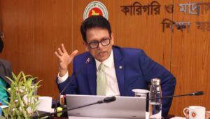 শিক্ষামন্ত্রীর হস্তক্ষেপে এইচএসসি পরীক্ষার সুযোগ পেলেন নাটোর ও বগুড়ার ৯ শিক্ষার্থী, অভিযুক্ত গ্রেপ্তার