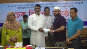 মসিকের ৬৬ ধর্মীয় প্রতিষ্ঠানে ৭১ লাখ টাকার চেক হস্তান্তর