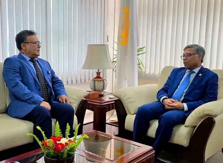 সার্কের সঙ্গে উচ্চশিক্ষায় সহযোগিতার প্রত্যাশা নিয়ে জাতীয় বিশ্ববিদ্যালয়ের ভিসির বৈঠক