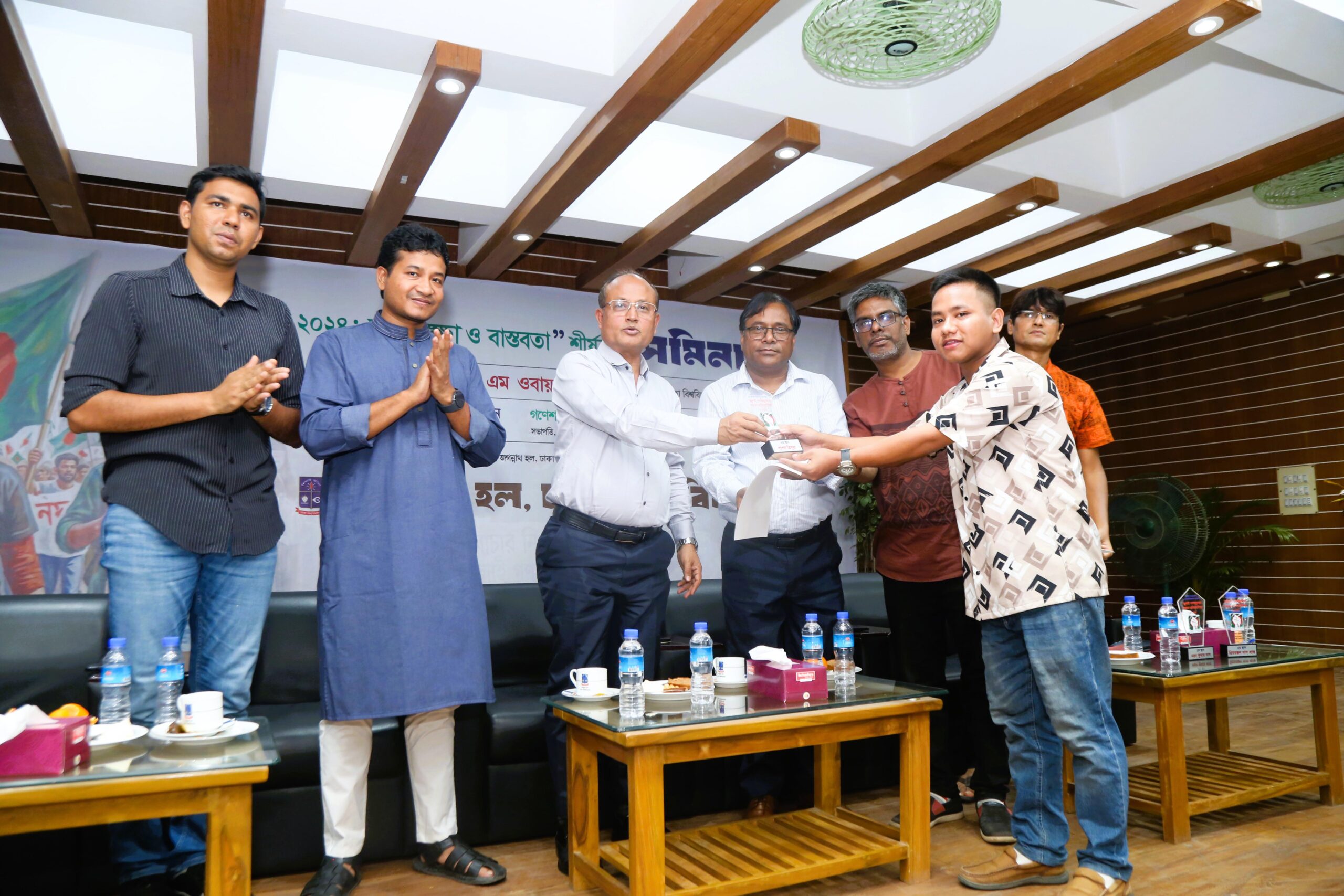 জুলাই গণ-অভ্যুত্থান ছিল ক্ষোভ ও গণতন্ত্রের আকাঙ্ক্ষার বহিঃপ্রকাশ: ঢাবি উপাচার্য