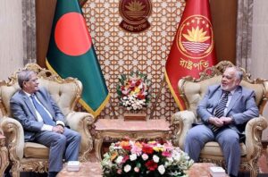 রাষ্ট্রপতির সঙ্গে প্রধান বিচারপতির সৌজন্য সাক্ষাৎ