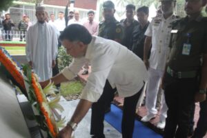 DNCC Administrator pays tribute to ex Navy Chief Mahbub Ali Khan