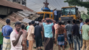 লালমনিরহাটের পাটগ্রামে মর্মান্তিক সড়ক দুর্ঘটনায় ৪ জন নিহত