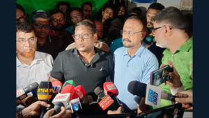 ময়মনসিংহ মেডিকেলে আগুন, পদদলিত হয়ে ছয়জনের মৃত্যুর তথ্য নাকচ