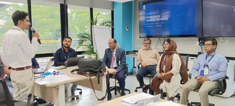 শিক্ষার্থীদের প্রযুক্তি দক্ষ করে তুলতে জাতীয় বিশ্ববিদ্যালয়ের অ্যাপ্লাইড আইসিটি কর্মশালা