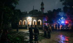 কটিয়াদীতে মসজিদের কক্ষ থেকে ইমামের মরদেহ উদ্ধার, বন্ধু আহত