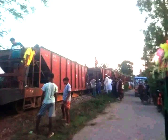 ঢাকা-ময়মনসিংহ রুটে ট্রেন চলাচল স্বাভাবিক