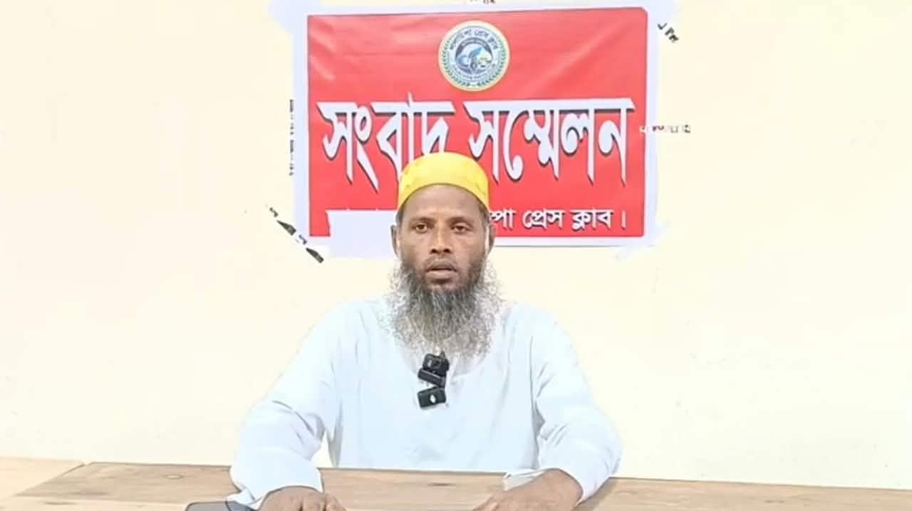 প্রাণনাশের হুমকি দিয়ে জোরপূর্বক স্বীকারোক্তি আদায়ের অভিযোগ গলাচিপার মাদ্রাসা সুপারের