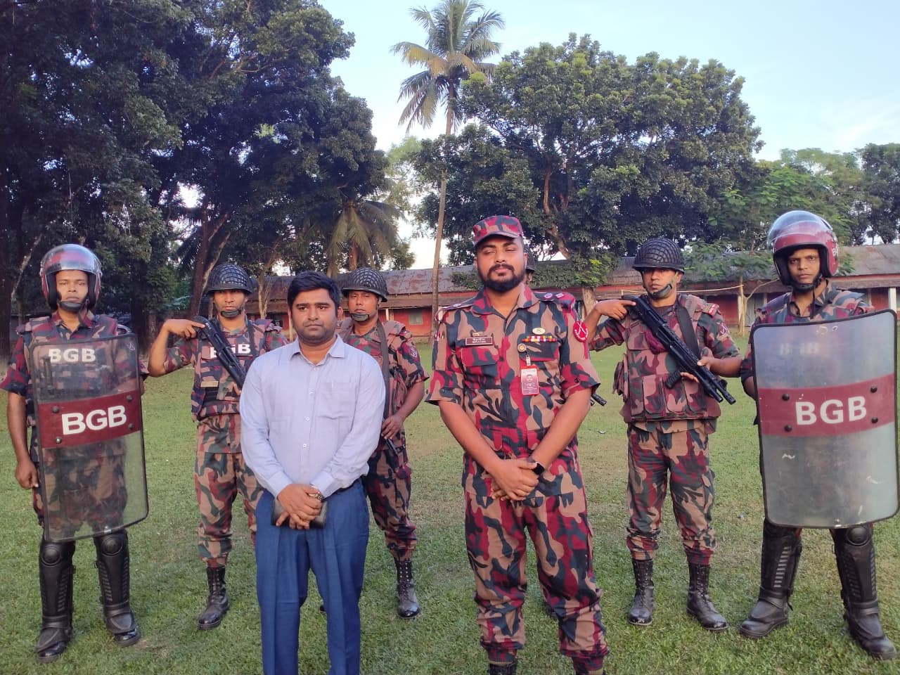 উপনির্বাচনের নিরাপত্তা নিশ্চিত করতে মাঠে ৫০ বিজিবি, চেকপোস্টে কড়া তল্লাশি