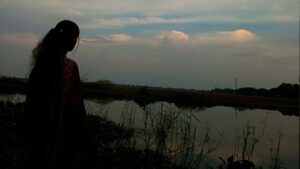 স্মৃতির সম্মুখে দাঁড়িয়ে